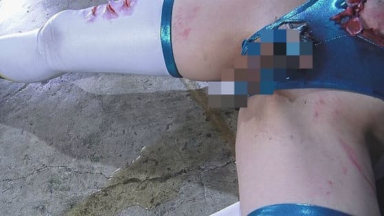 変身ヒロインの桐山結羽が食い込みレオタードにオシッコお漏らし