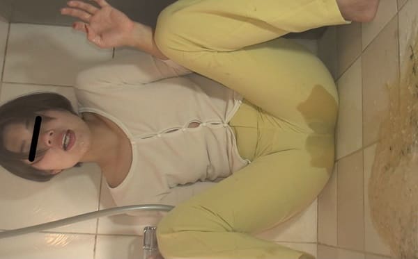 ピタパンにオシッコお漏らし