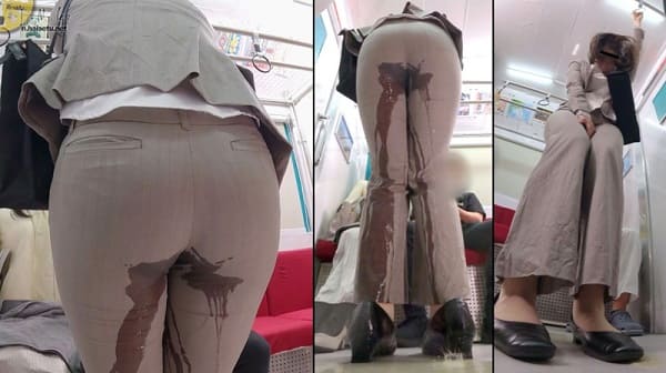 OLがピタパンにオシッコお漏らし