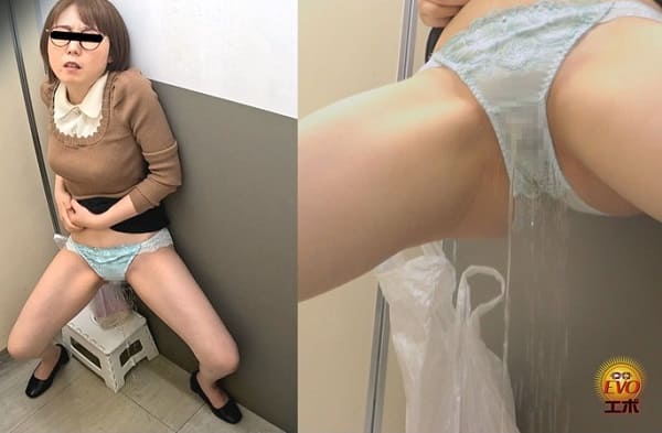 OLがオシッコお漏らし